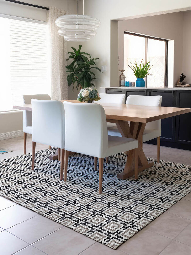 Marlo MO1 Black 3' x 5' Rug
