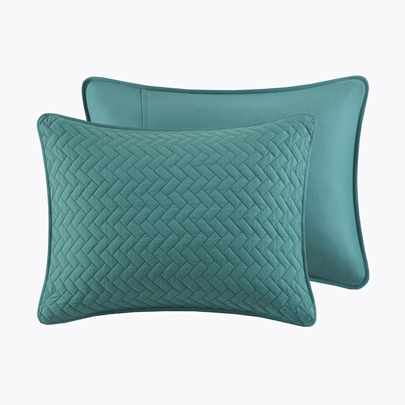 Gracie Mills Ria Solid Oversized Herringbone Quilt Set