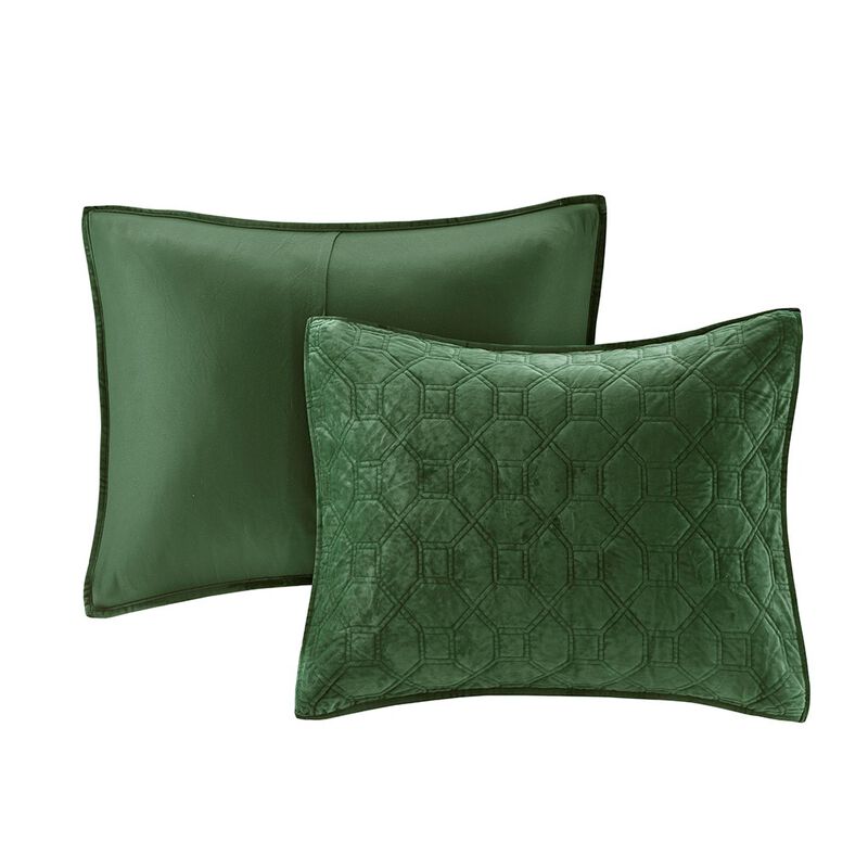 Gracie Mills Gayle 3-Piece Casual Geometric Velvet Quilt Set