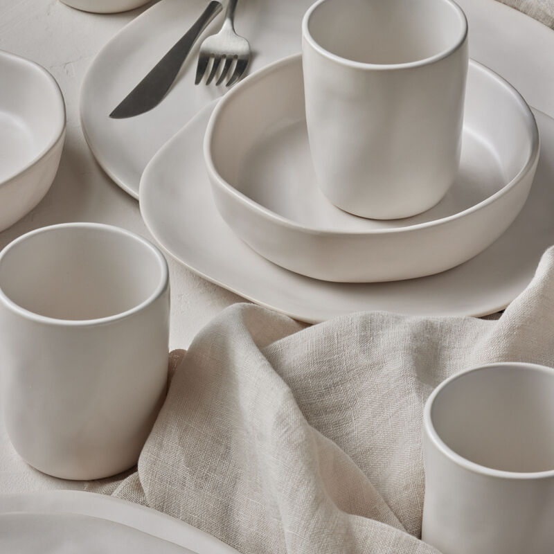 Stone by Mercer Project Hekonda Stoneware 16 Piece Dinnerware Set