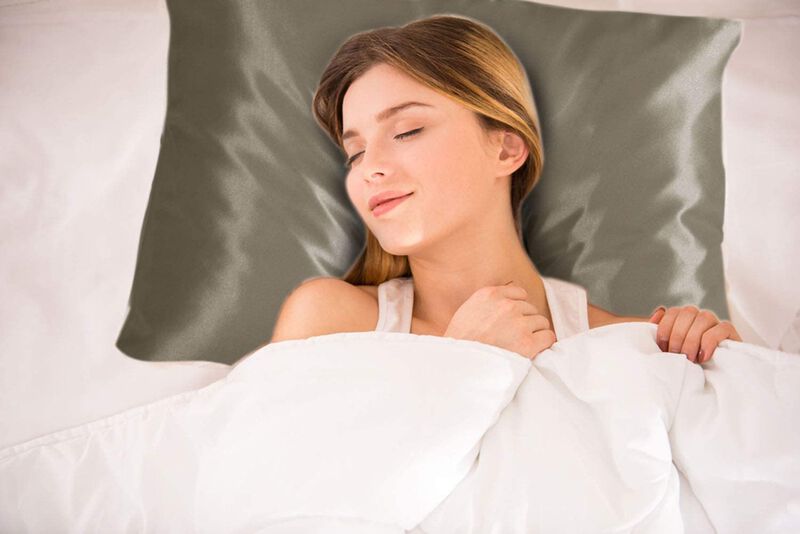 Satin Pillow Case with Zipper - Luxury Pillow Cover (Pillowcase Set of 2)