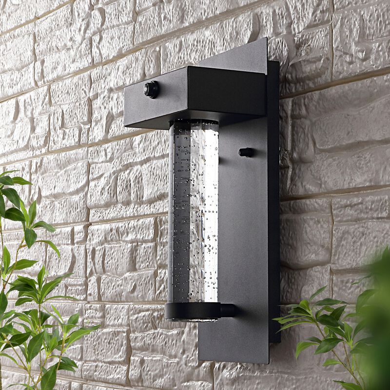 Horizone 1-Light Minimalist Industrial Iron/Seeded Glass with Dusk-to-Dawn Sensor Integrated LED Outdoor Sconce