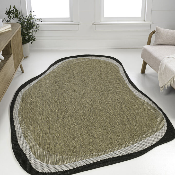 Wyatt Modern Rustic Abstract Indoor/Outdoor Shaped Area Rug