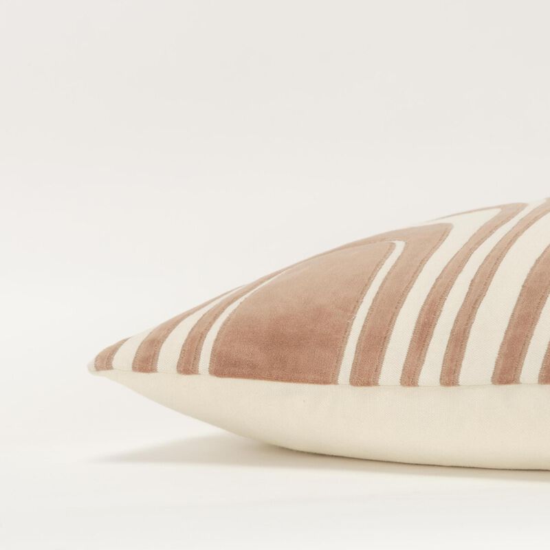 T21588 Pillow