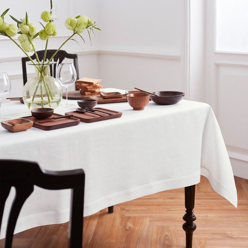 Solino Home 100% Pure Linen Tablecloth | Diana Medium Weight