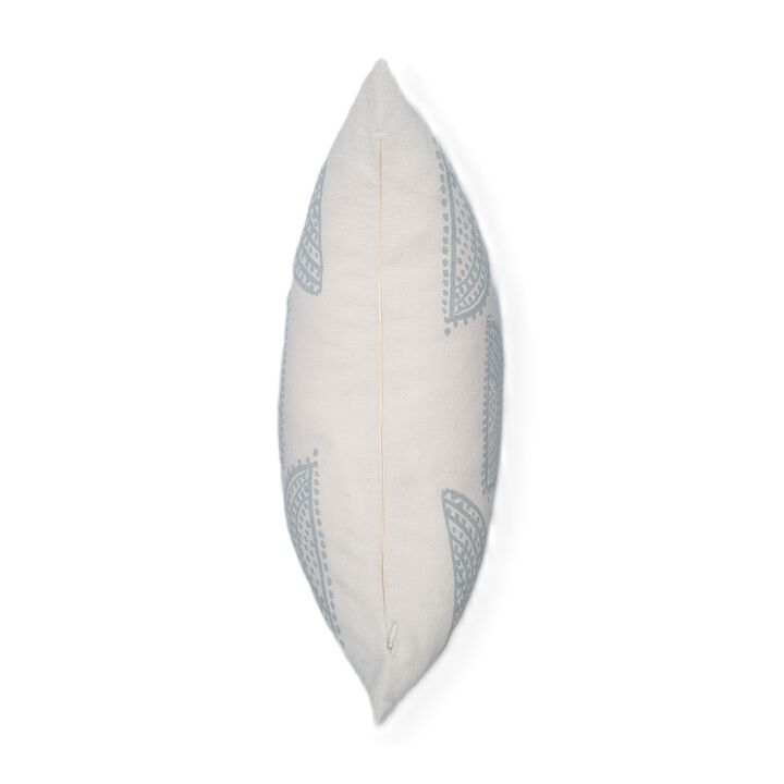 Nature whisper Saal Tree print square pillow
