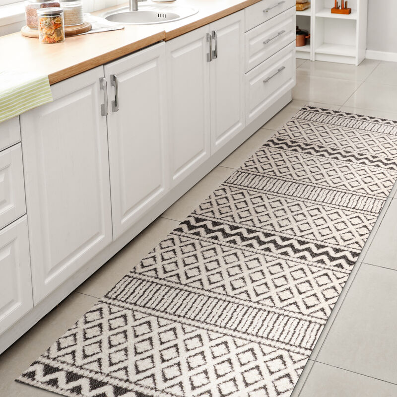Ormond High-Low Modern Trellis Geometric Area Rug