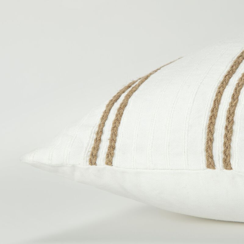 T16943 Pillow